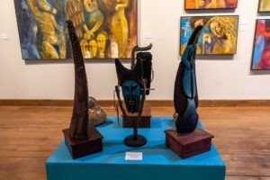 La exposición Antología, forma y color del Maestro Manuel Valles Gómez permanecerá en el Museo Francisco Villa durante los meses de marzo y abril del presente año 2024