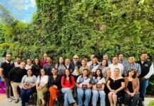 Grata convivencia de Marisol Rosso con alumnos del CECyTED