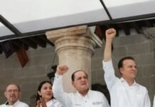 Participa Ernesto Alanís en Desfile del Día del Trabajo