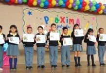 Felices y emocionados alumnos del Jardín de Niños “Guadalupe Camacho Revilla”, se graduaron de preescolar
