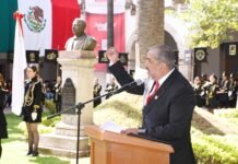 Universitarios celebran 170 años del Colegio Civil, antecedente de la hoy Universidad Juárez