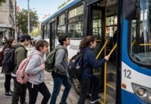 Pide diputado Ulises Adame respetar tarifa estudiantil durante todo el ciclo escolar